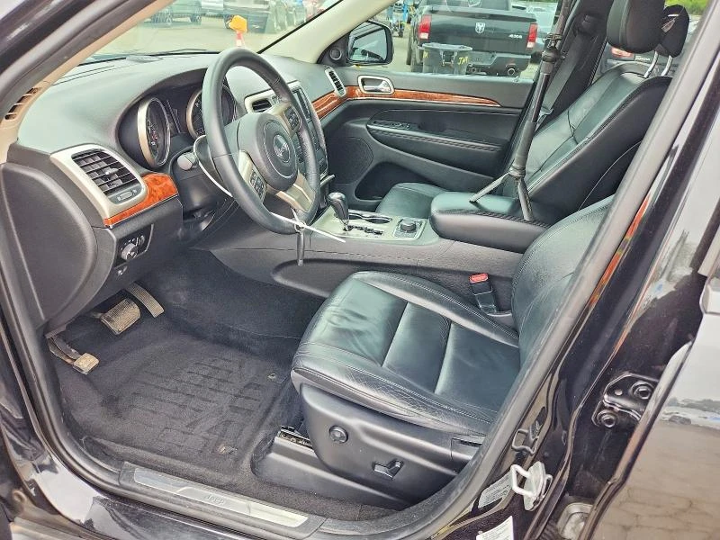 Jeep Grand cherokee LIMITED| КОЖЕН САЛОН| HARMAN, снимка 6 - Автомобили и джипове - 56020651