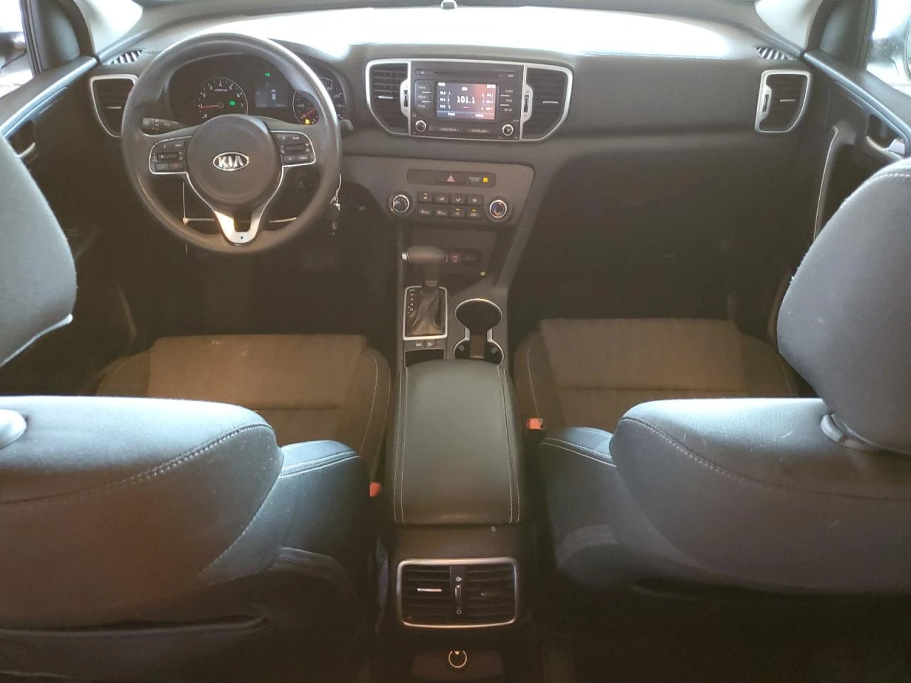 Kia Sportage LX 2.4L - изображение 8