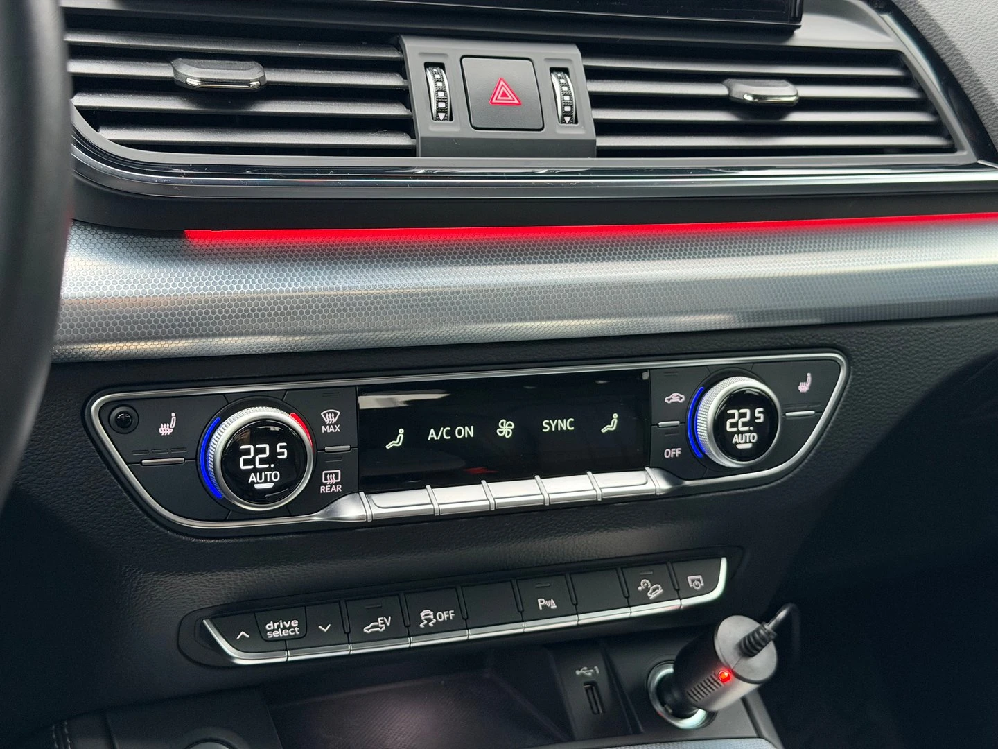 Audi Q5 Advanced 50 TFSI e quattro - изображение 8