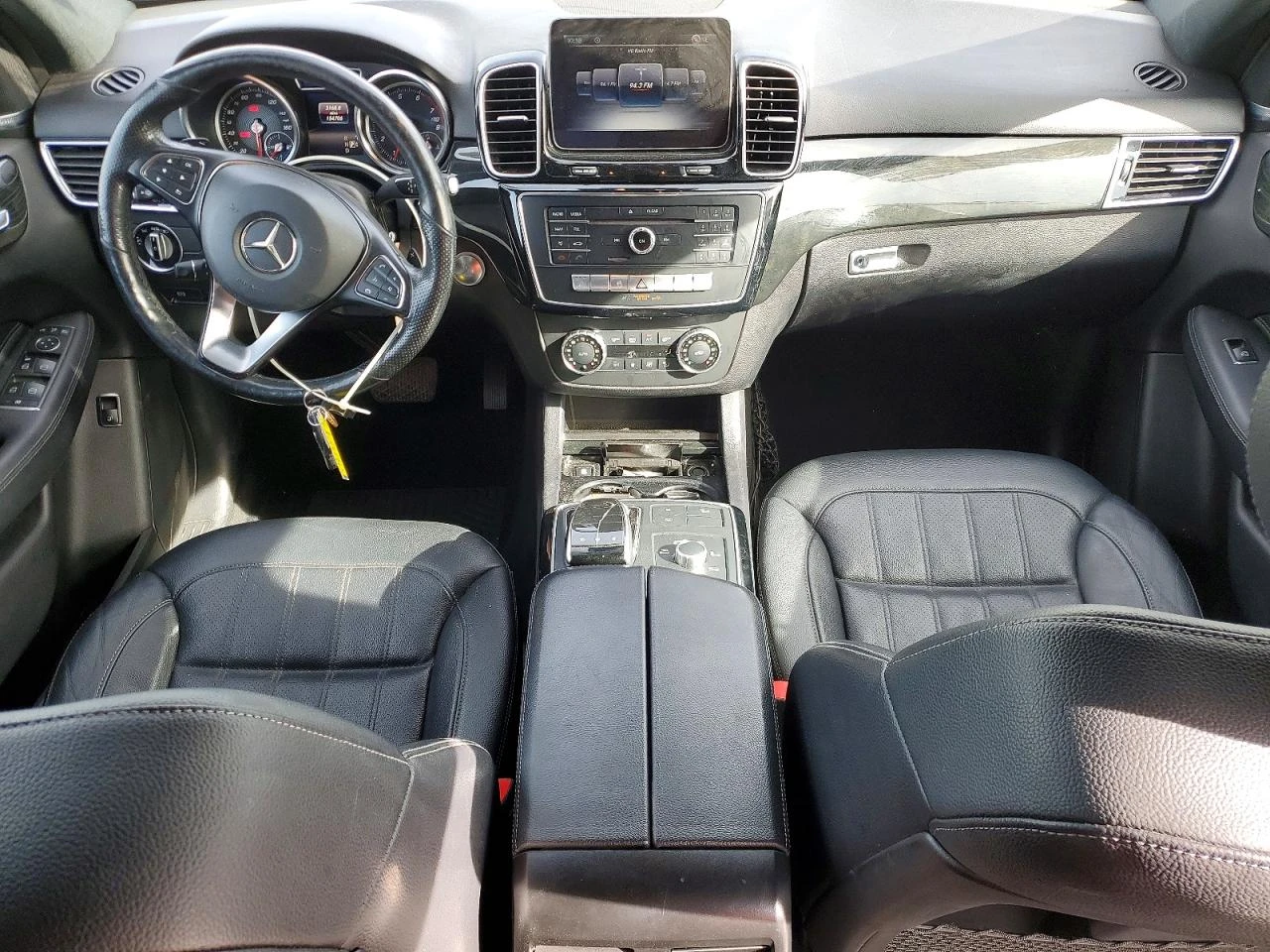 Mercedes-Benz GLE 350 4MATIC AMG PKG| HARMAN/KARDON| KEYLESS| 360| , снимка 8 - Автомобили и джипове - 53979524