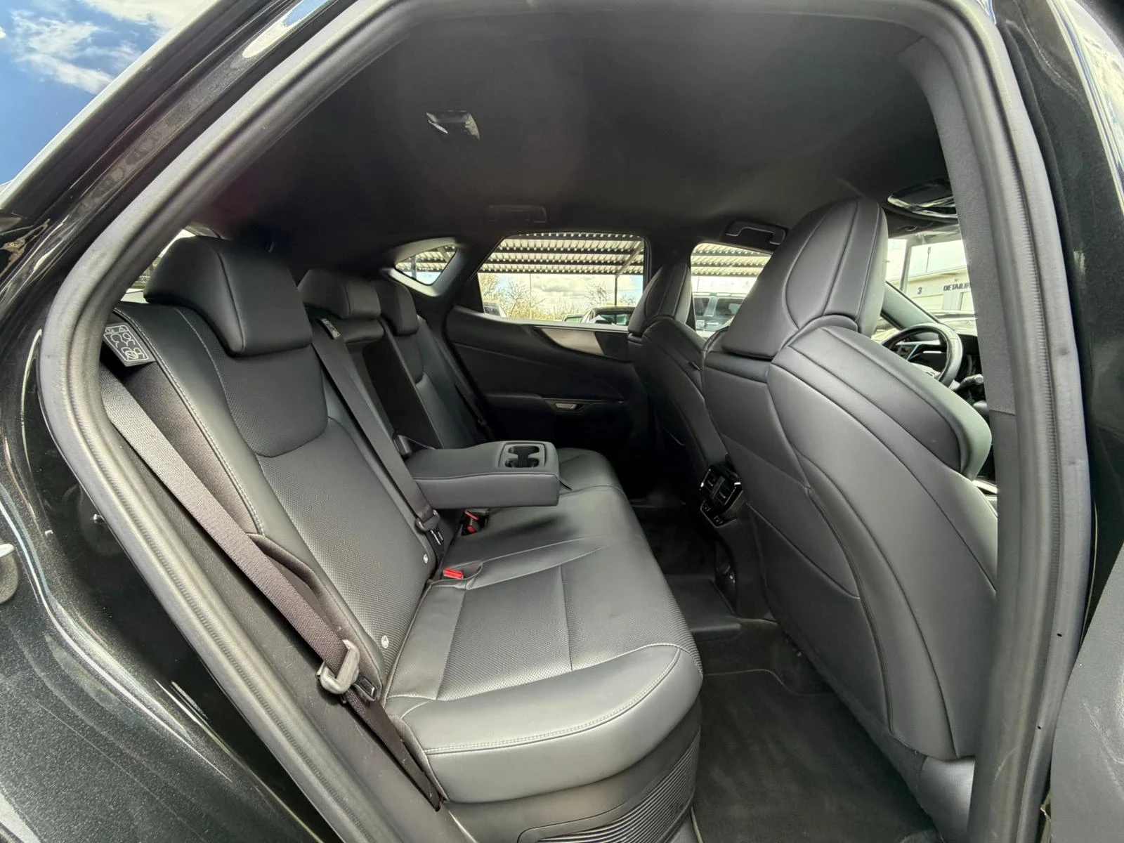 Lexus NX 450 + /F Sport/360Camera/HUD/С гаранция Relax+ HHC, снимка 16 - Автомобили и джипове - 54157821