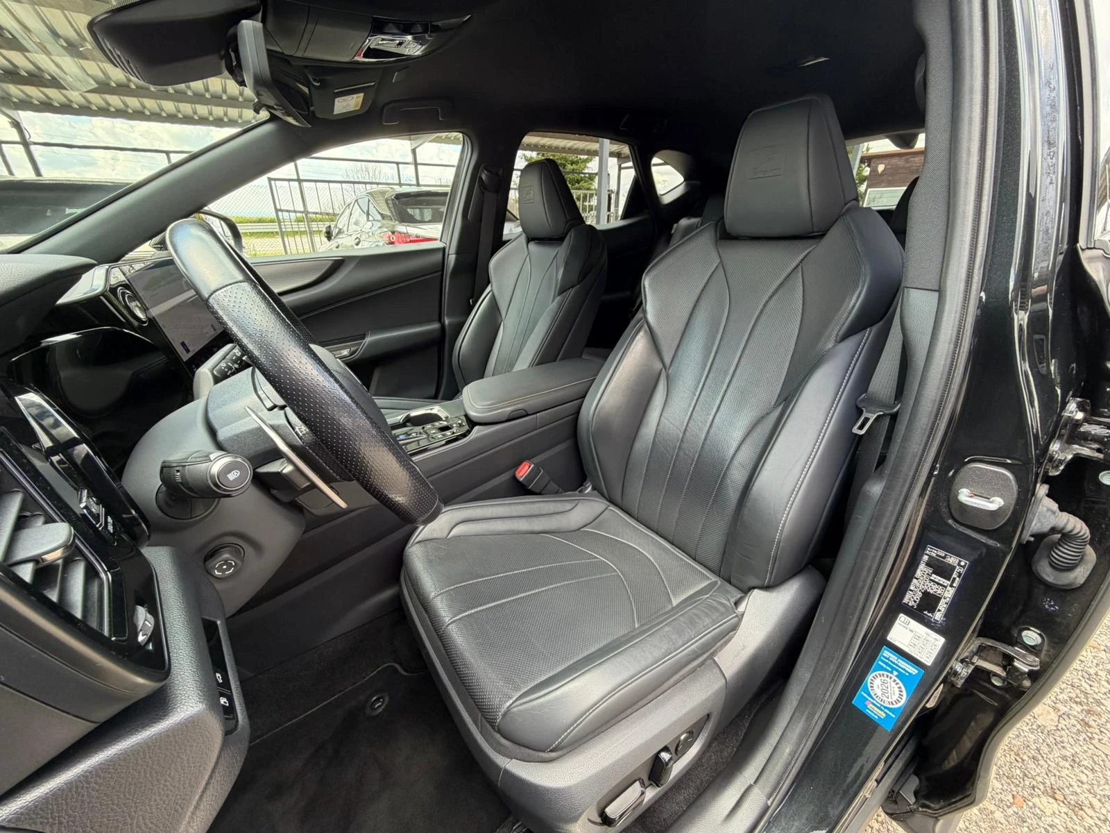 Lexus NX 450 + /F Sport/360Camera/HUD/С гаранция Relax+ HHC, снимка 13 - Автомобили и джипове - 54157821