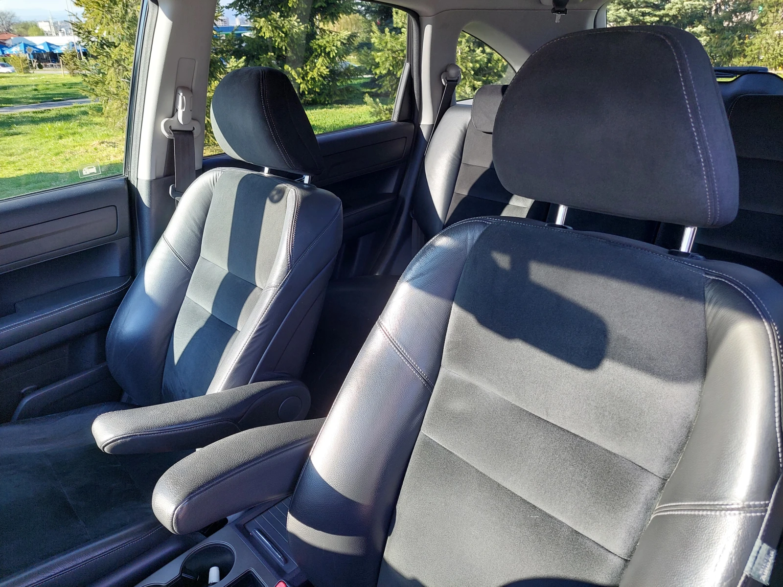 Honda Cr-v, снимка 11 - Автомобили и джипове - 54251359