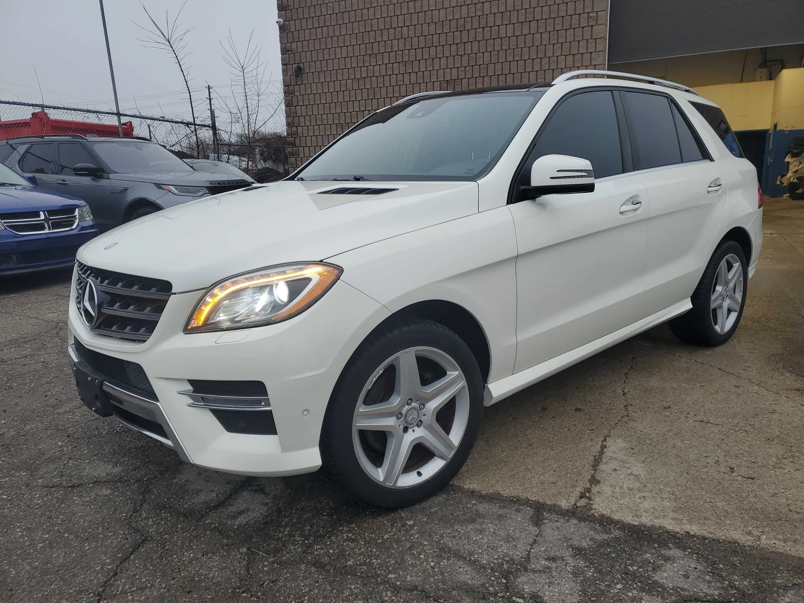 Mercedes-Benz ML 350 AMG* �������* PANO* �.�����* KEYLESS | Mobile.bg � ����������� 2