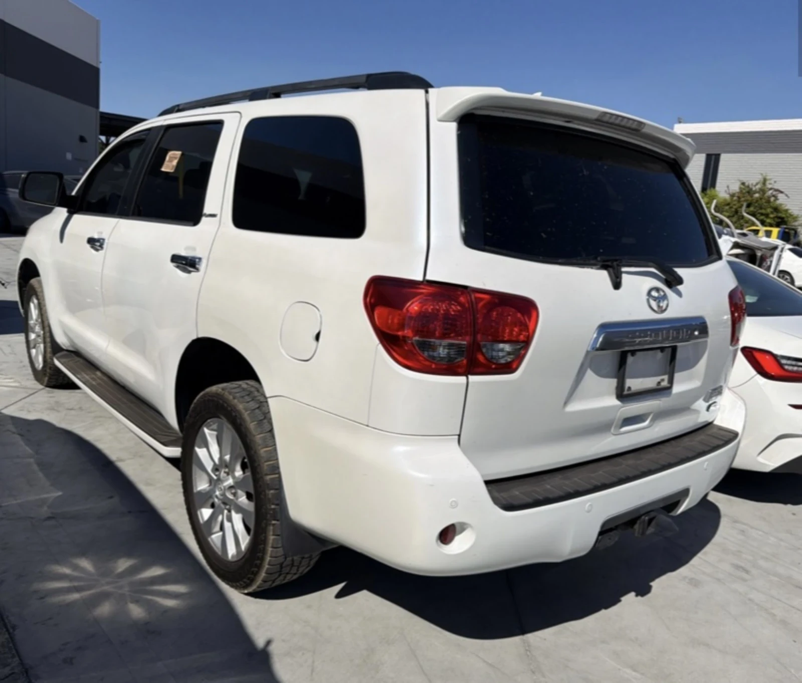 Toyota Sequoia Platinum Уникална !!, снимка 4 - Автомобили и джипове - 54360981