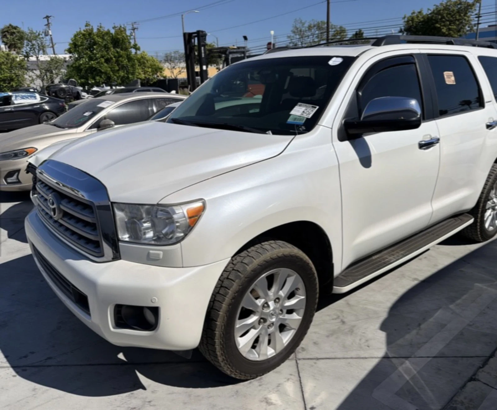 Toyota Sequoia Platinum Уникална !!, снимка 2 - Автомобили и джипове - 54360981