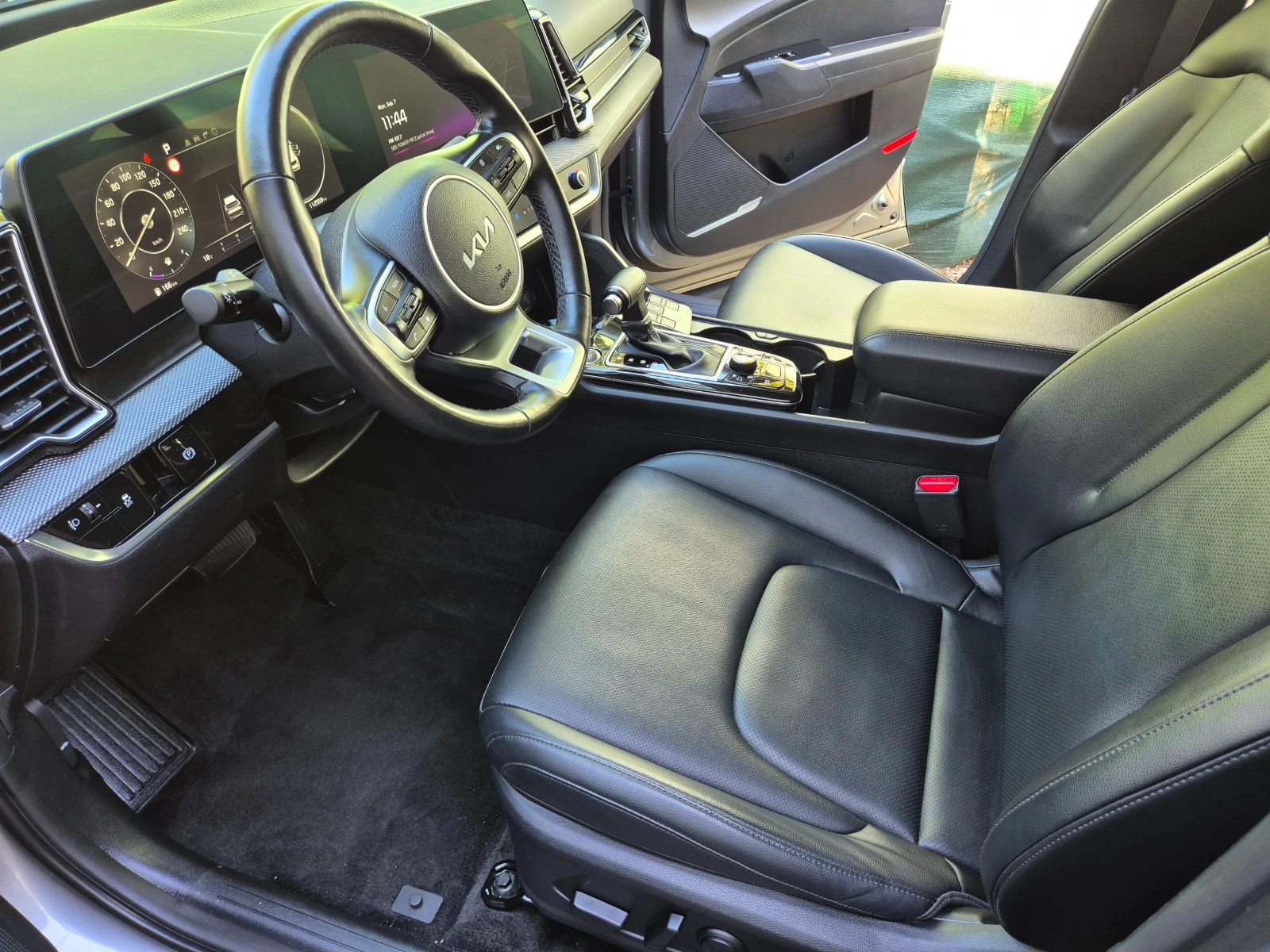 Kia Sportage 2.0 CRDI 4Х2 - Наличен в БГ, снимка 5 - Автомобили и джипове - 55976462