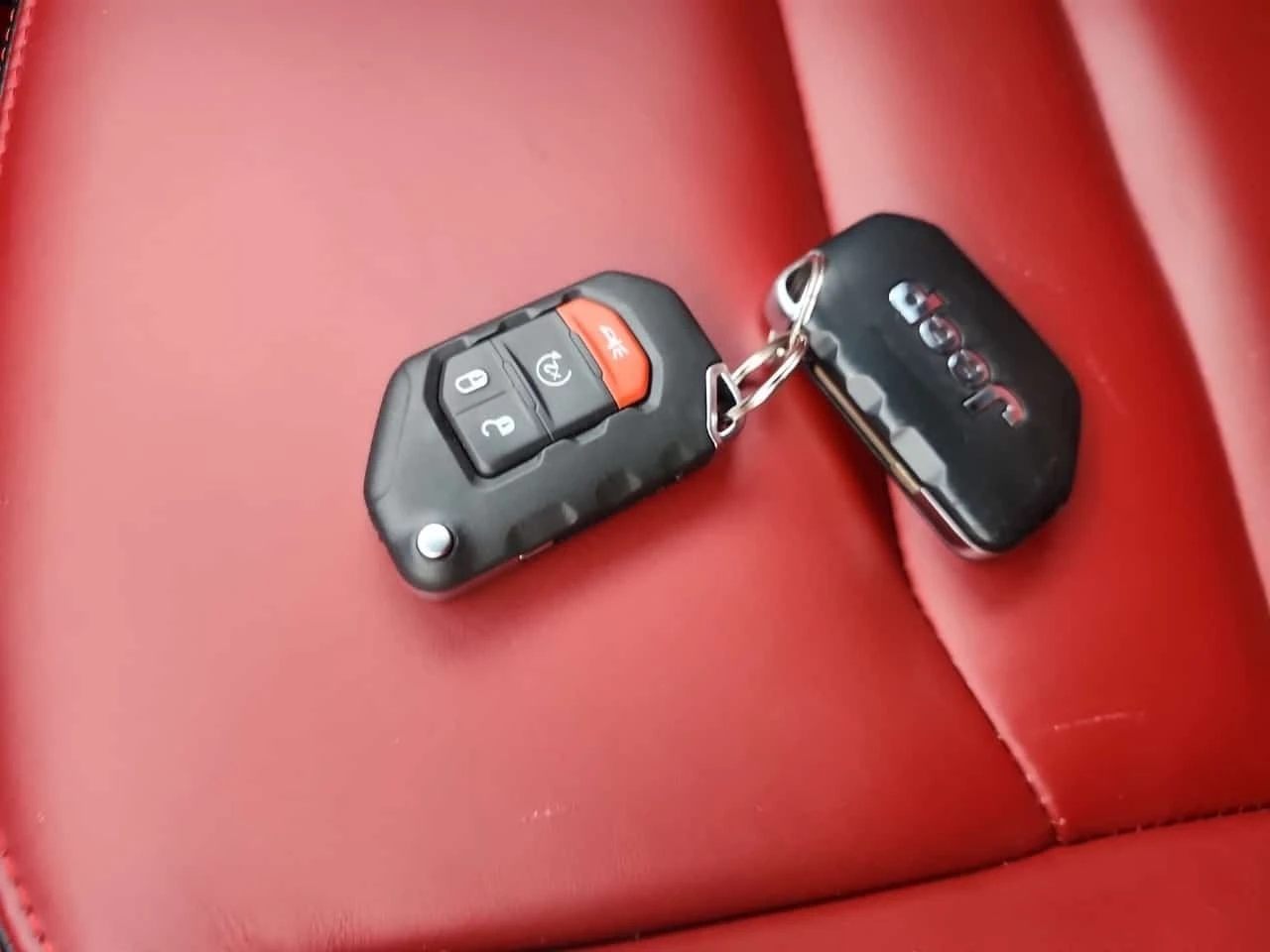 Jeep Wrangler * RUBICON 20TH ANNIVERSARY * REMOTE START * КАМЕРА, снимка 8 - Автомобили и джипове - 56627225