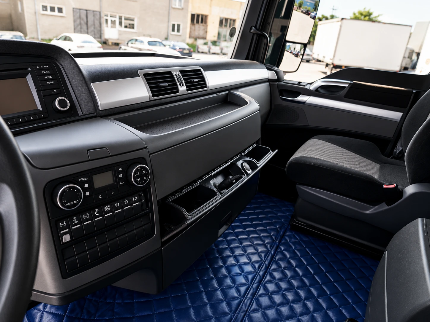 Man Tgx 440 / RETARDER / EURO 6 / ТАХОГРАФ / ОБСЛУЖЕН, снимка 10 - Камиони - 54848862