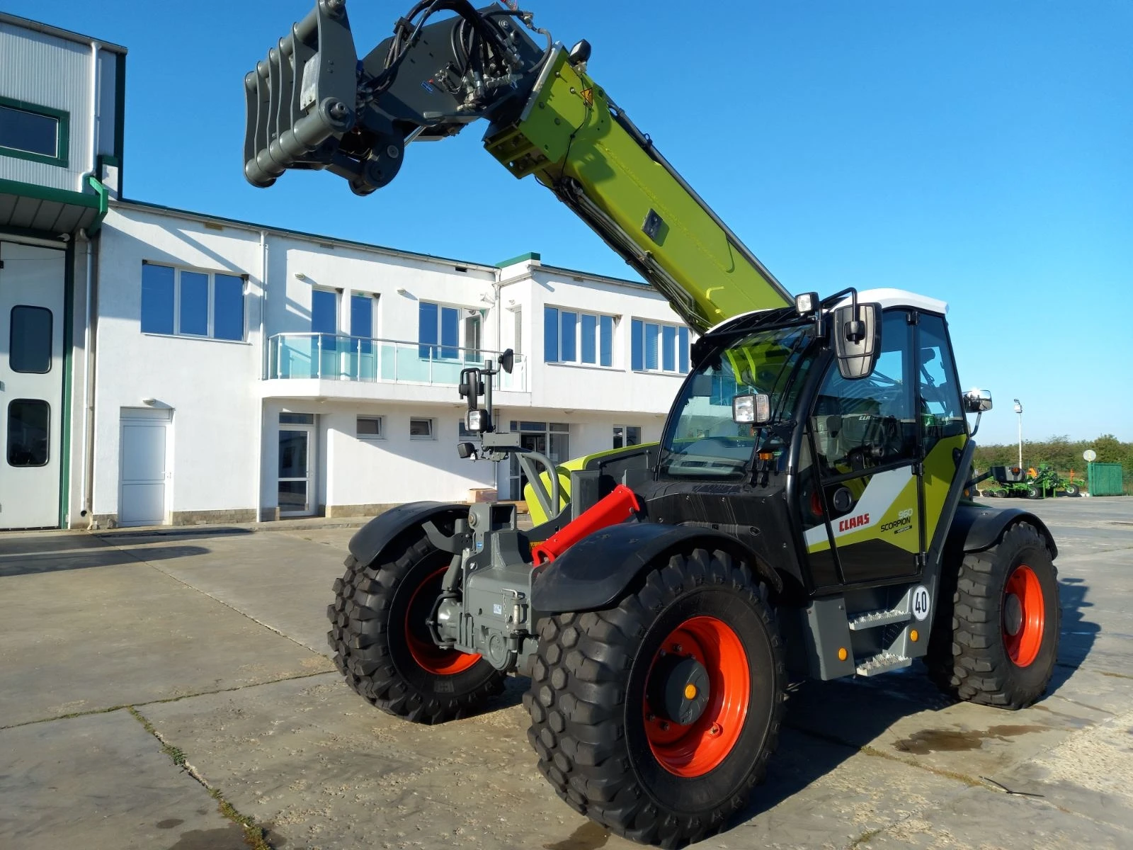 Телескопичен товарач Claas Scorpion 960 VP - изображение 8