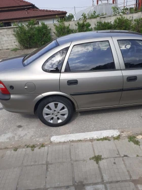 Opel Vectra 1.6 газ/бензин, снимка 8