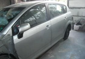 Toyota Corolla verso 1.8VVTI-1.6VVTI - [4] 