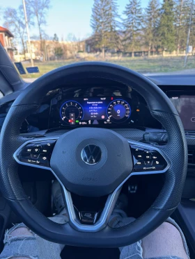 VW Golf 8 R-Line, снимка 4 - Автомобили и джипове - 53649061