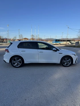 VW Golf 8 R-Line, снимка 3 - Автомобили и джипове - 53649061