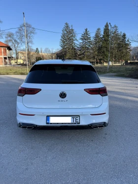 VW Golf 8 R-Line, снимка 12 - Автомобили и джипове - 53649061