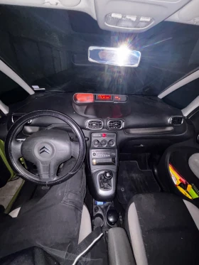 Citroen C3 Picasso 1.4i - 3500 € / 6845.40 лв. - 48636841 9