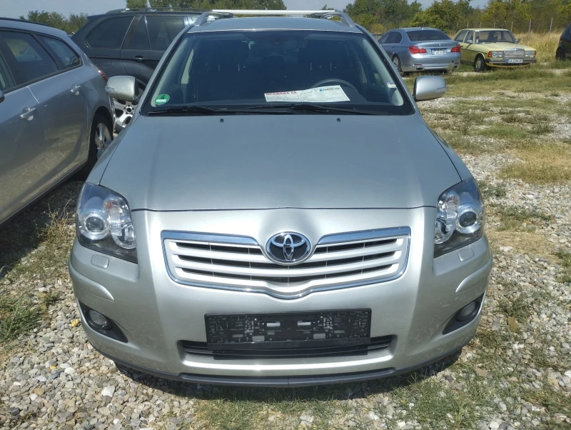 Toyota Avensis 2.0, снимка 3 - Автомобили и джипове - 47498538