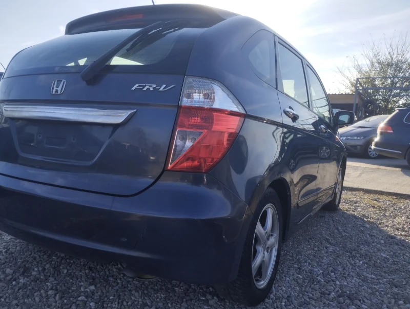 Honda Fr-v 2.0, снимка 10 - Автомобили и джипове - 48112137