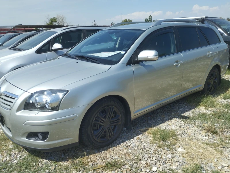 Toyota Avensis 2.0, снимка 2 - Автомобили и джипове - 47498538