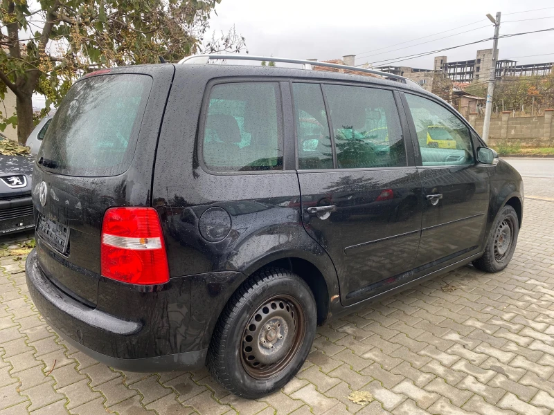 VW Touran 2.0 150к.с, снимка 3 - Автомобили и джипове - 47936151