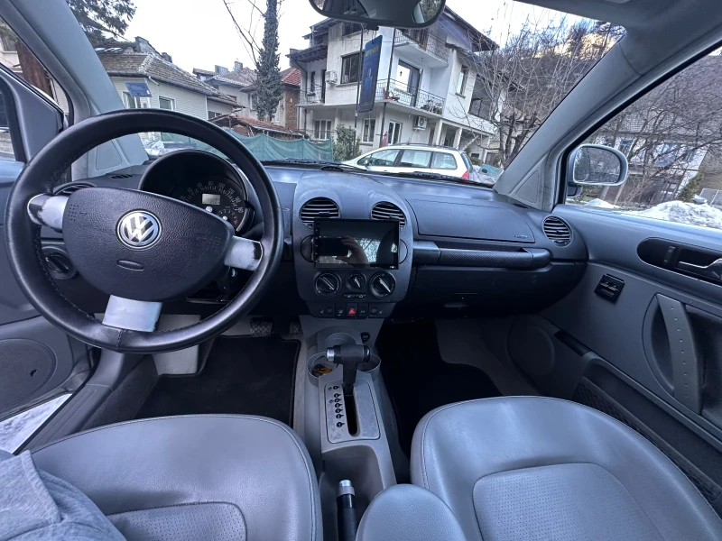 VW New beetle 1.8t, снимка 10 - Автомобили и джипове - 48855386