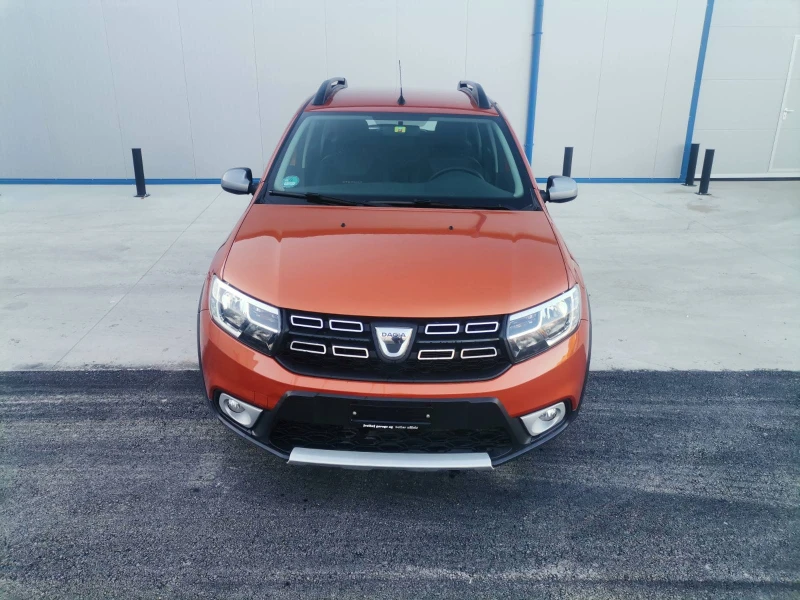 Dacia Sandero STEPWAY 0, 9 90 к.с. SWISS КАМЕРА, снимка 2 - Автомобили и джипове - 51691286