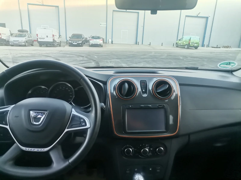 Dacia Sandero STEPWAY 0, 9 90 к.с. SWISS КАМЕРА, снимка 9 - Автомобили и джипове - 51691286
