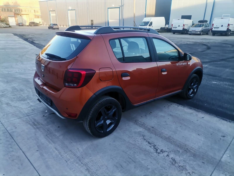 Dacia Sandero STEPWAY 0, 9 90 к.с. SWISS КАМЕРА, снимка 5 - Автомобили и джипове - 51691286