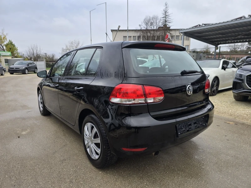 VW Golf 1.6TDI Comfortline 105к.с, снимка 4 - Автомобили и джипове - 52244688