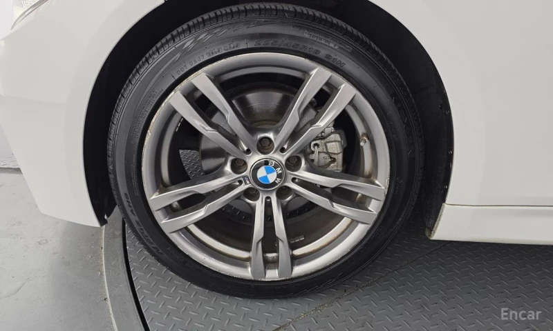 BMW 320, снимка 5 - Автомобили и джипове - 53031585