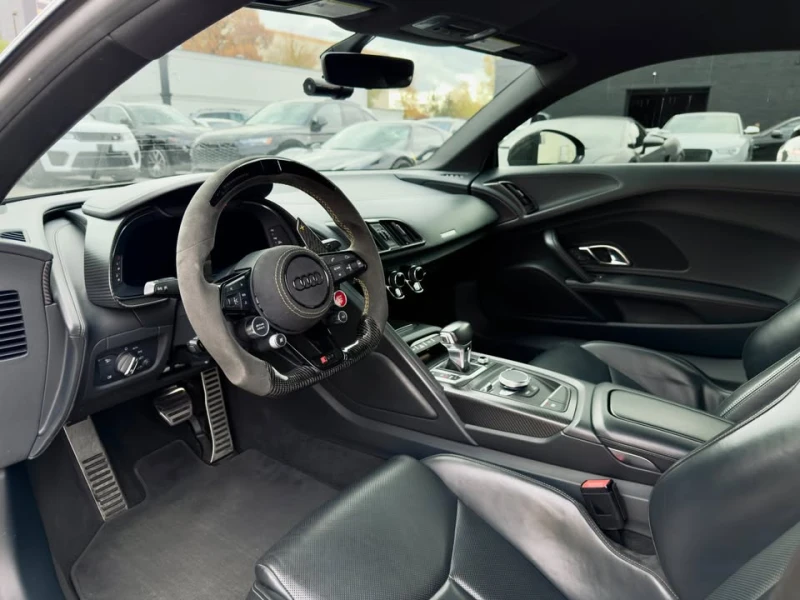 Audi R8 v10 plus coupe С РЕГИСТРАЦИЯ&АВТО КРЕДИТ, снимка 8 - Автомобили и джипове - 53394080