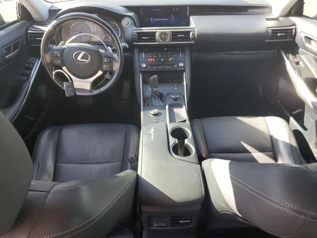 Lexus IS 2.0L 4 Rear-wheel drive, снимка 13 - Автомобили и джипове - 52886150