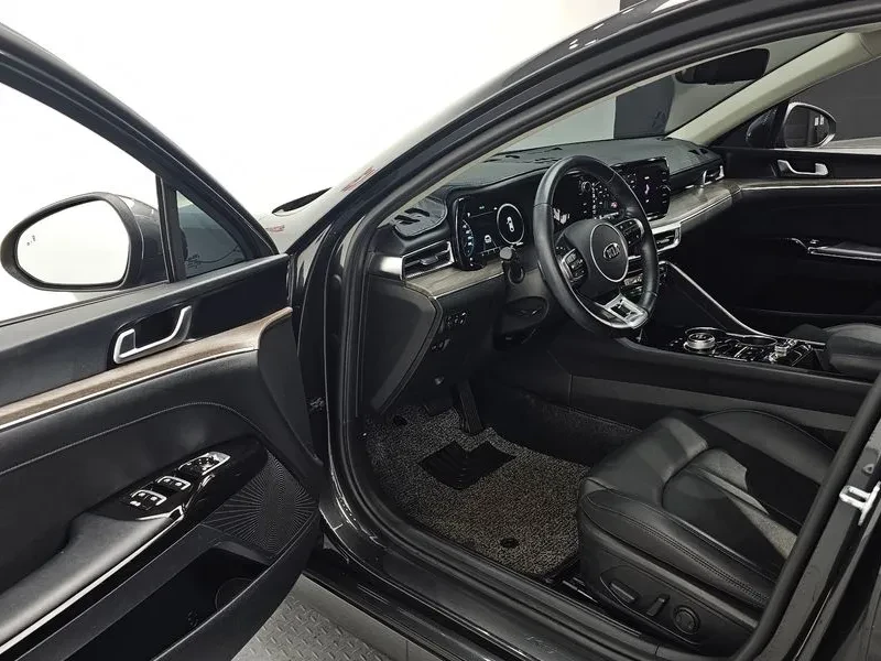 Kia K5 HYBRID, снимка 11 - Автомобили и джипове - 55559138