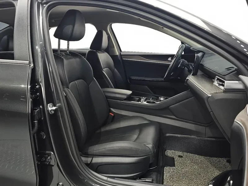 Kia K5 HYBRID, снимка 10 - Автомобили и джипове - 55559138
