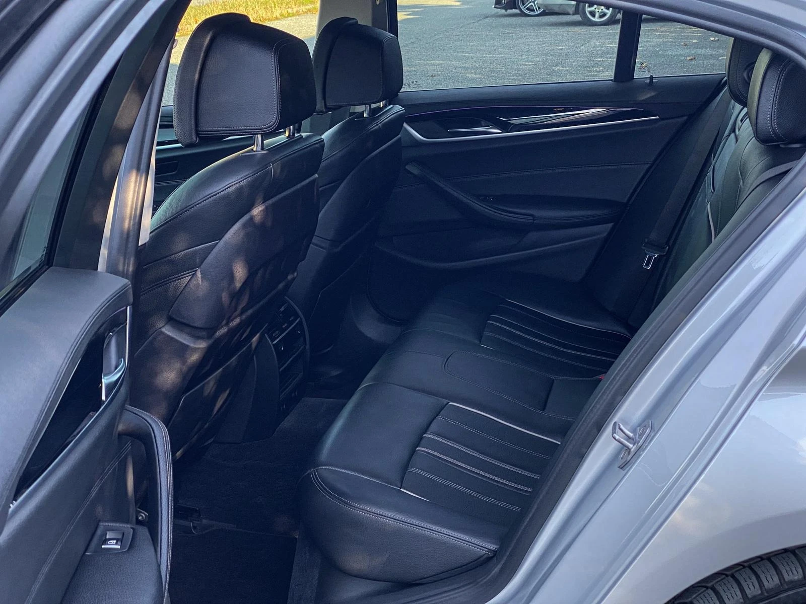 BMW 540 XDrive  | Mobile.bg   11