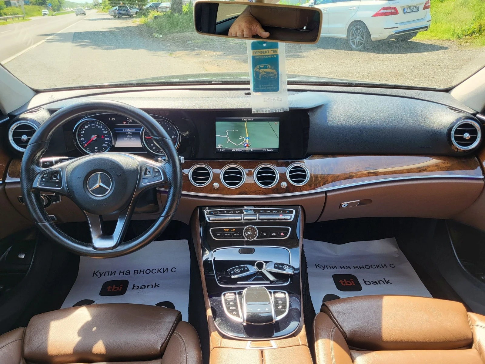 Mercedes-Benz E 220 LED/360 /AMBIENTNO/ | Mobile.bg — изображение 14