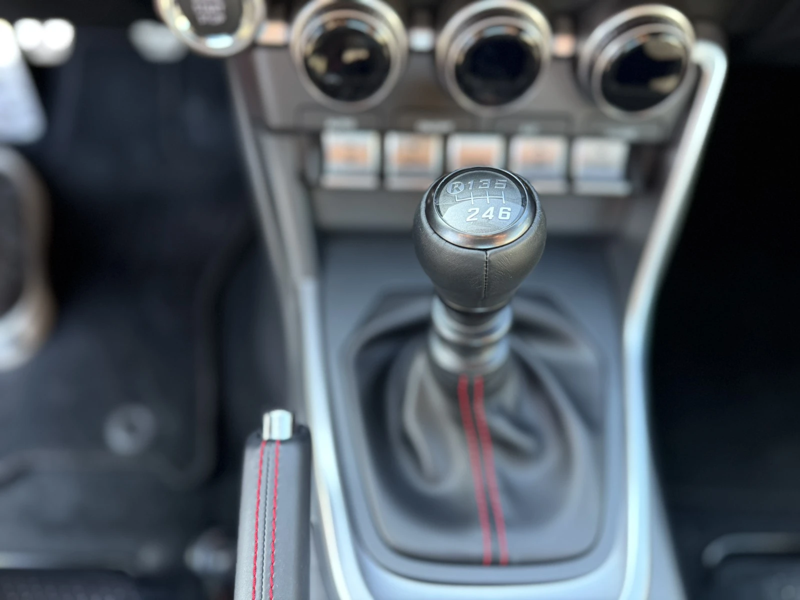 Subaru BRZ 2.4 D-4S   | Mobile.bg   13