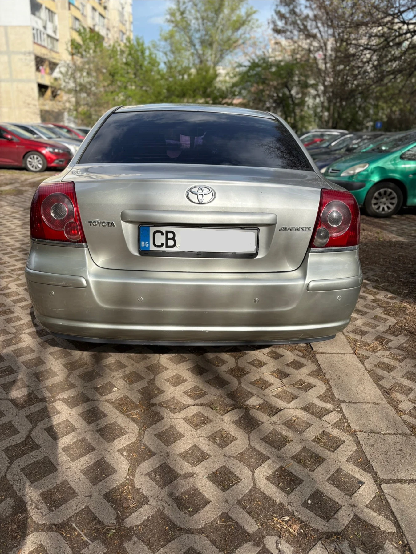 Toyota Avensis  - изображение 2