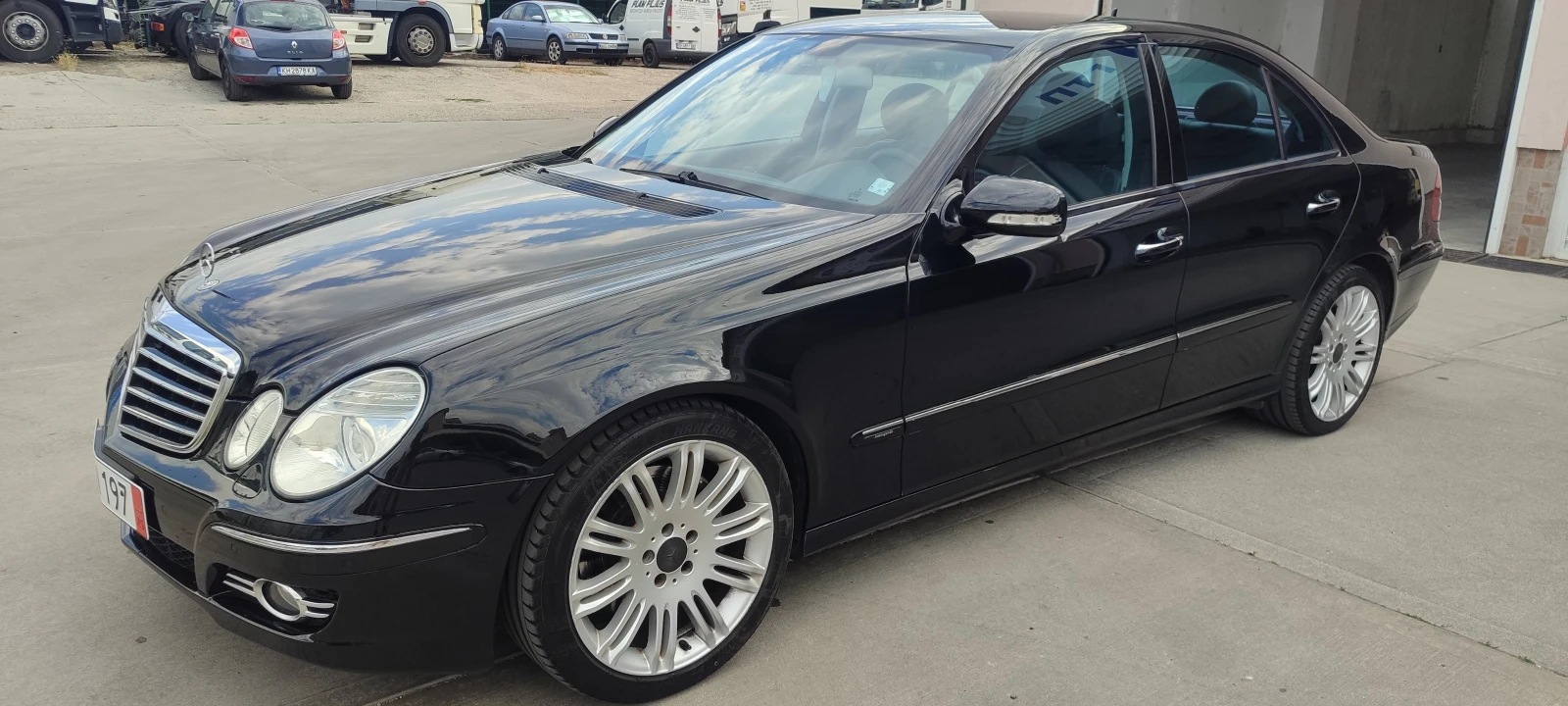 Mercedes-Benz E 320 CDI EVO - изображение 3
