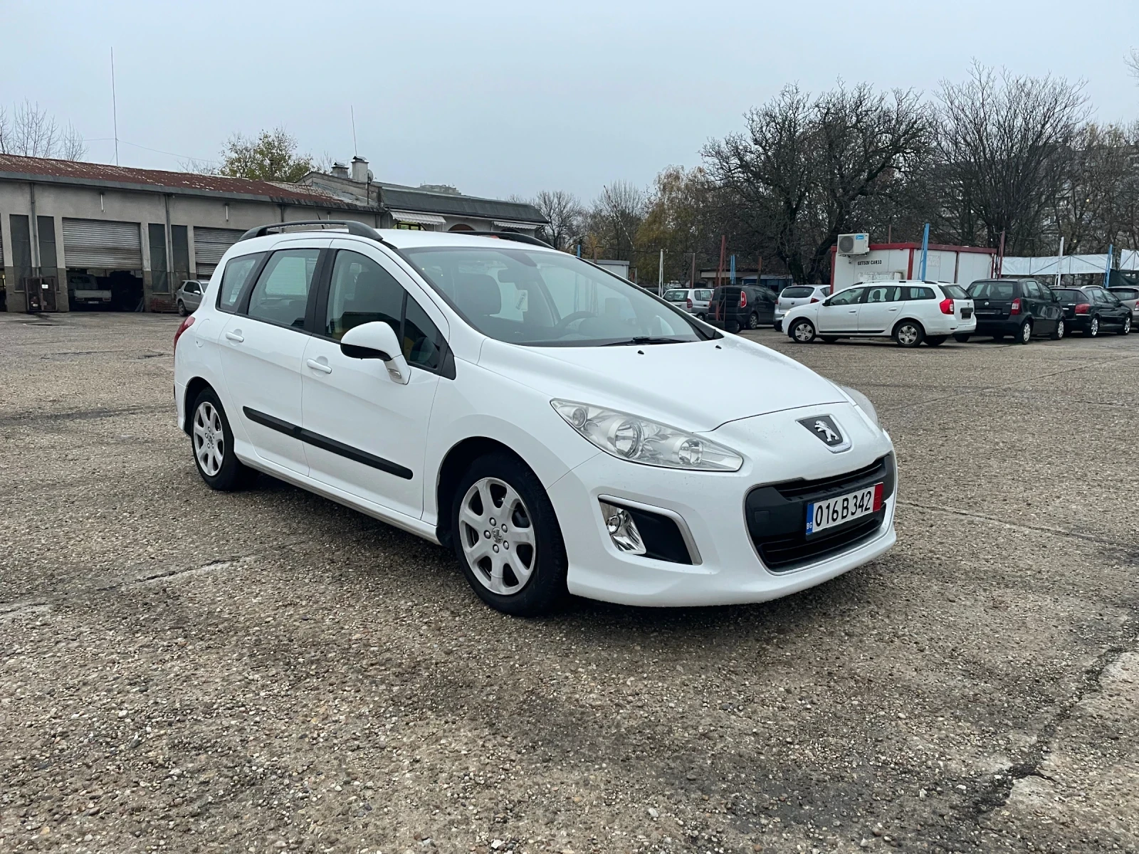 Peugeot 308 SW e-HDi 1.6 дизел 110кс - изображение 8