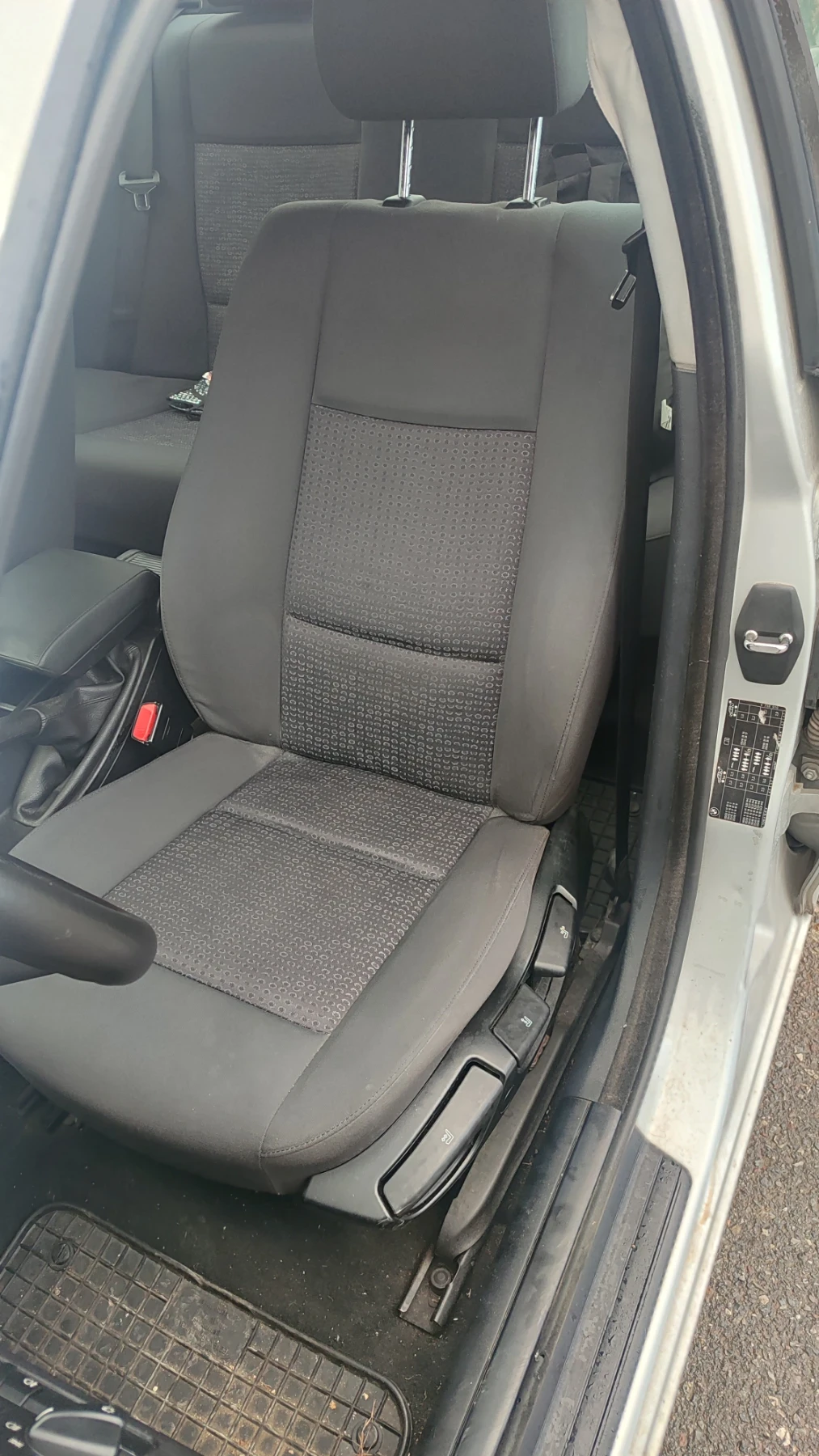 BMW 318 143 �.�. | Mobile.bg � ����������� 4