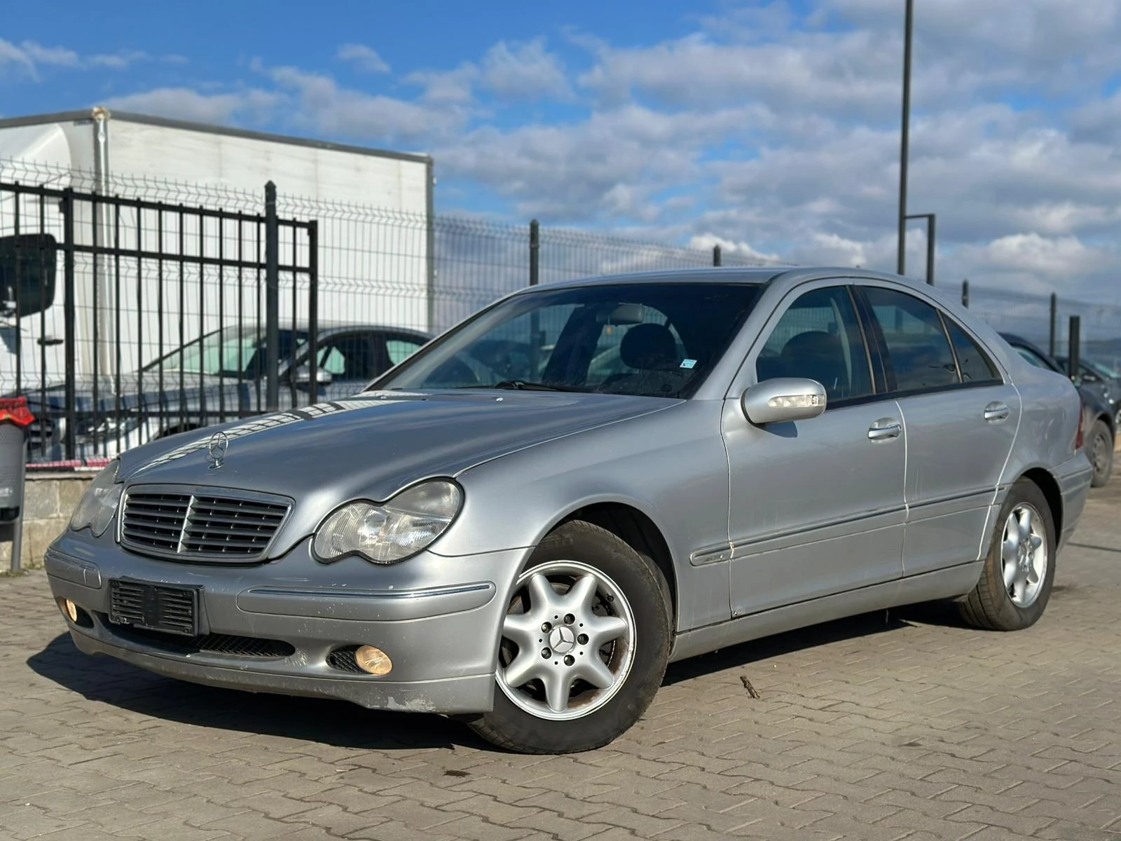 Mercedes-Benz C 180 / KOMPRESSOR / 163 HP / GAS / | Mobile.bg � ����������� 1
