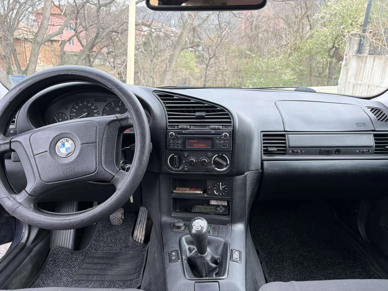 BMW 318 E36, снимка 10 - Автомобили и джипове - 54641485
