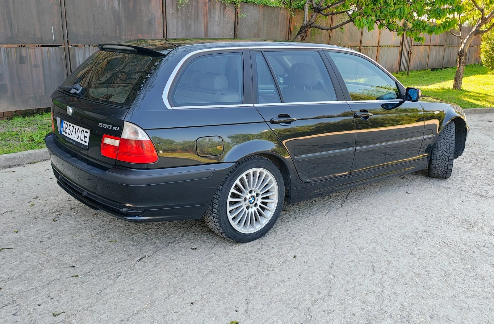 BMW 330 3.0 231 коня ГАЗ-бензин, снимка 10 - Автомобили и джипове - 54196040