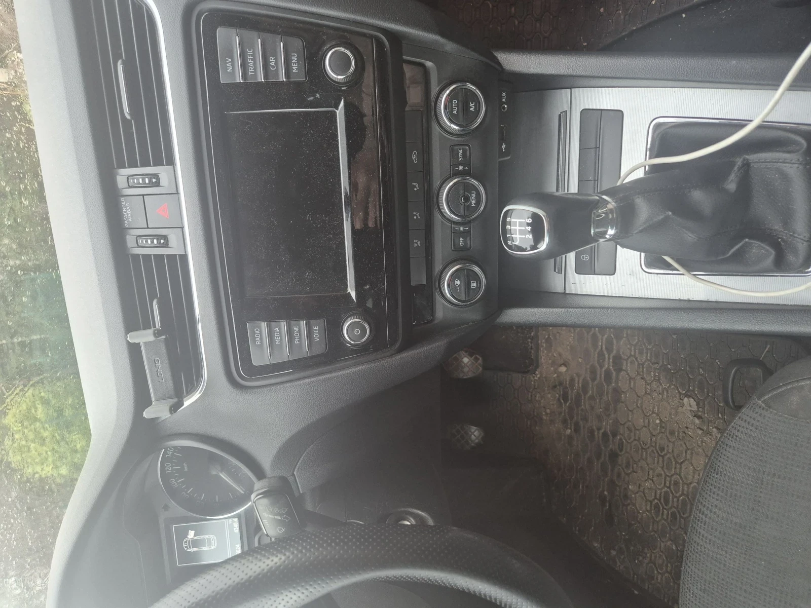 Skoda Octavia 2.0 TDI 150, снимка 7 - Автомобили и джипове - 54284975