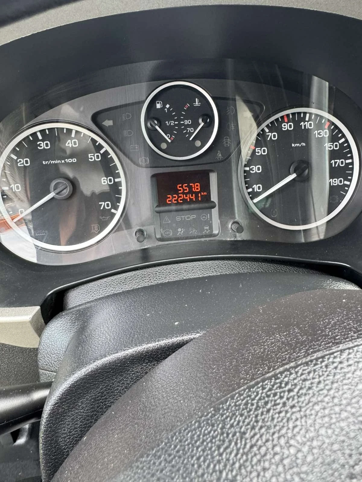 Peugeot Partner Tepee, снимка 9 - Автомобили и джипове - 54386717