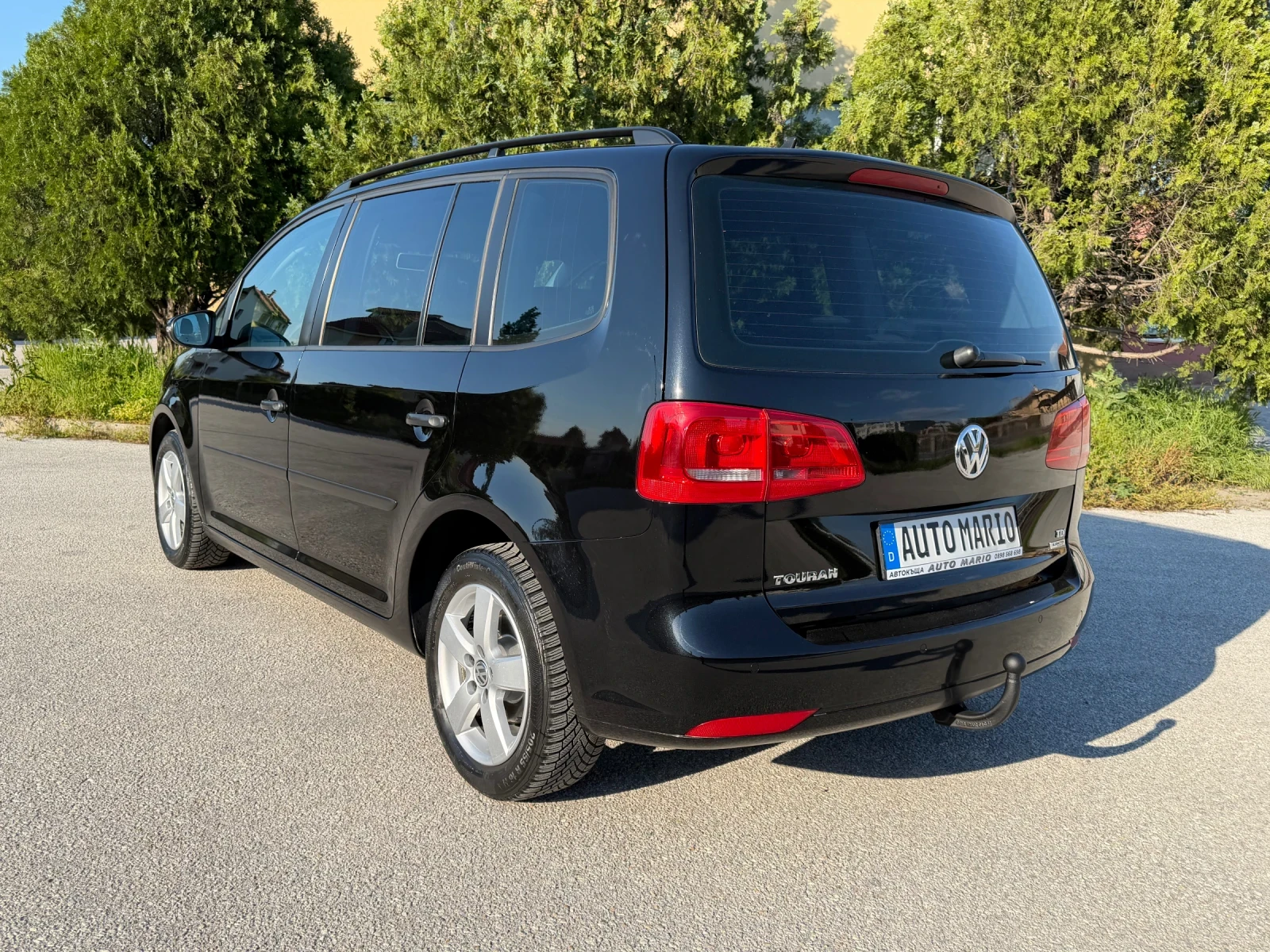 VW Touran 1.6TDI 105к.с. TREND NAVI 7 места ГЕРМАНИЯ, снимка 3 - Автомобили и джипове - 54459434