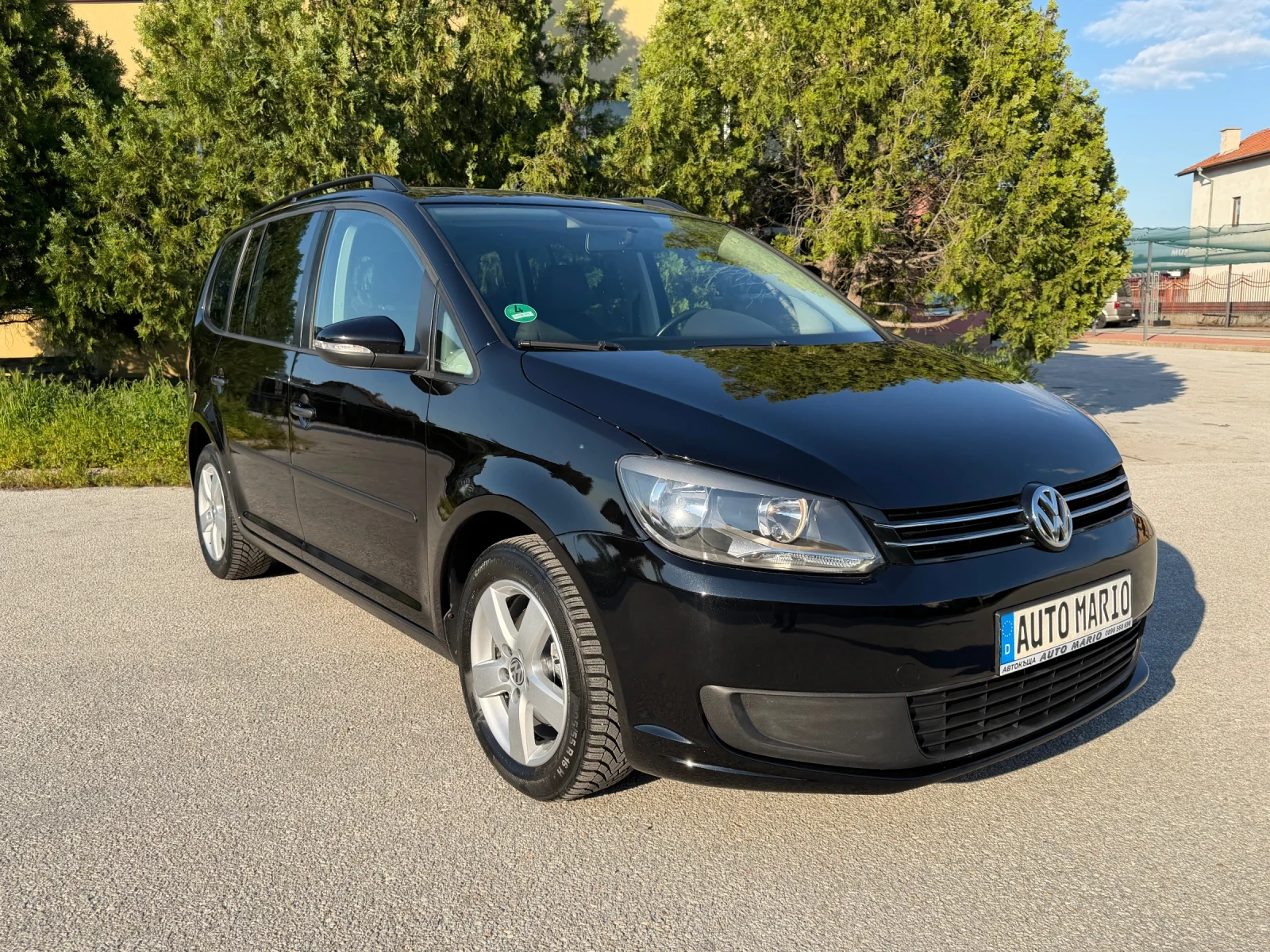 VW Touran 1.6TDI 105к.с. TREND NAVI 7 места ГЕРМАНИЯ, снимка 8 - Автомобили и джипове - 54459434