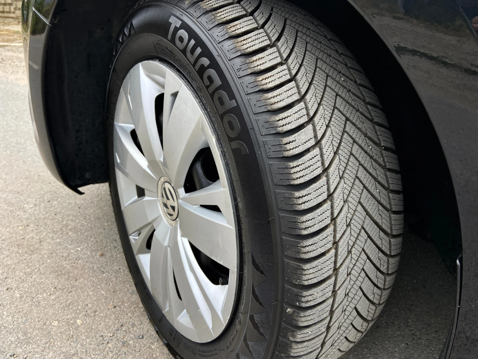VW Jetta 1.6TDI EDITION 176 000км* , снимка 15 - Автомобили и джипове - 54874349