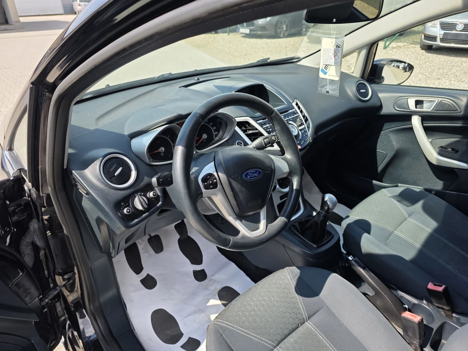 Ford Fiesta 1.25 keyless Лизинг, снимка 11 - Автомобили и джипове - 55008366